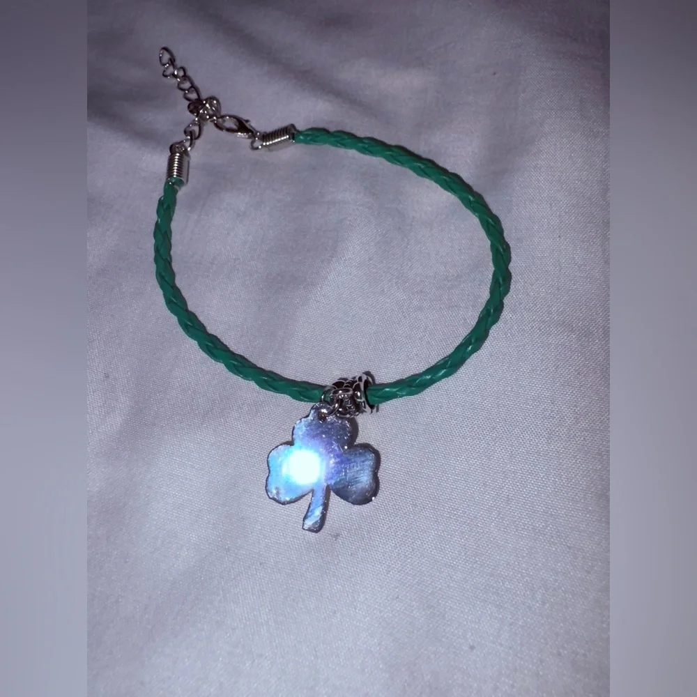 3 LEAF CLOVER | Silver Toned Lucky Irish Shamrock Charm on Rope Woven Bracelet